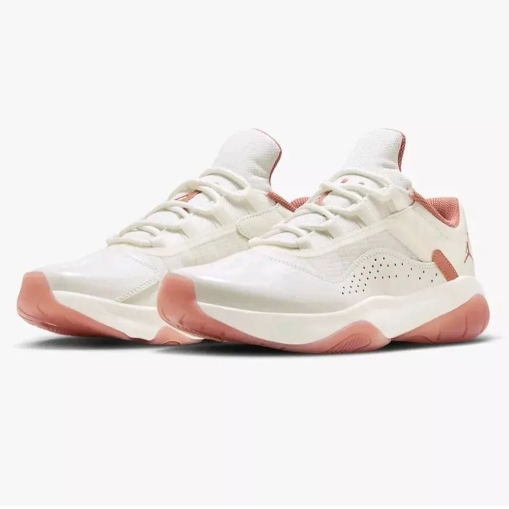 Nike Air Jordan 11 CMFT Low Sail/Sky J Orange Size 7.5